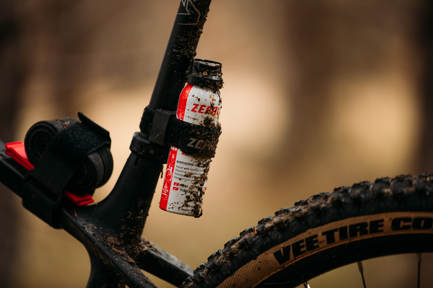 Pneu, roue et chambre à air vélo OC-PRO bombe aerosol repare