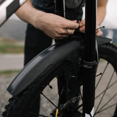 1 ... 2 ... 3 fixed

Fitted using zip-ties of our mudguards Deflector allows an easier installation, protect the paintwork and ensure a good hold.

📸: @popival 

#zefal #keeponriding #enduro #downhill #mudguards #endurovtt #moutainbike #protection #ridelife